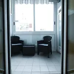 شقة Me Too Exclusive - Calefati Db *